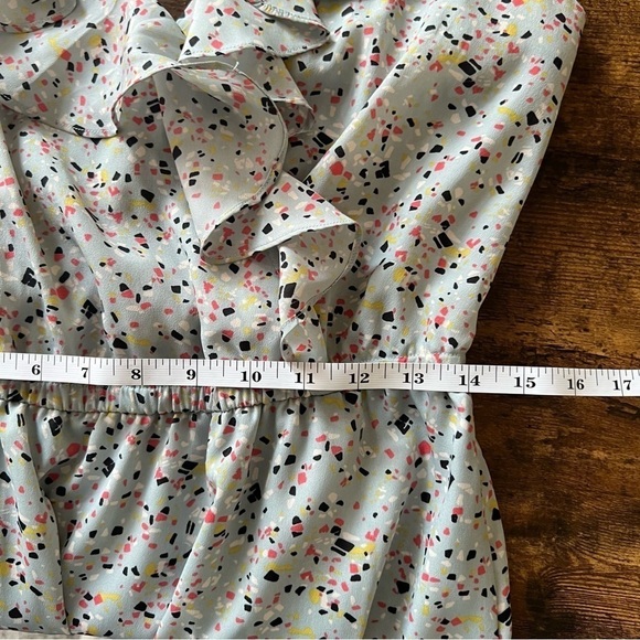 BCBG Grey/Blue Confetti Splashed Cross Front Mini Size Medium - Picture 11 of 15